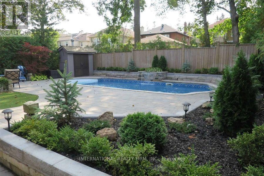 76 De Vere Gardens, Toronto, ON, M5M 3E9 - 4
