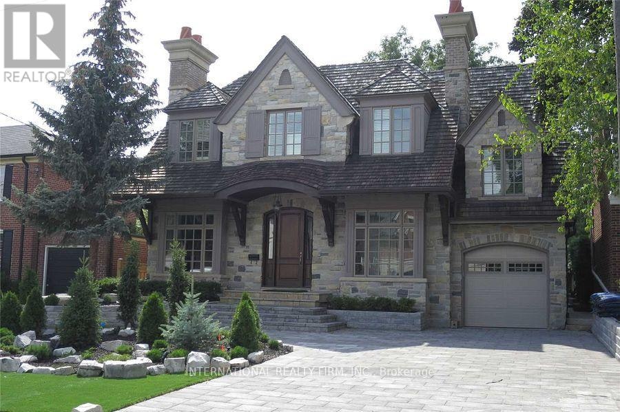76 De Vere Gardens, Toronto, ON, M5M 3E9