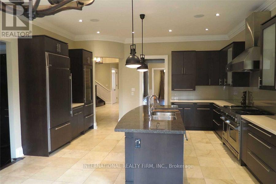 76 De Vere Gardens, Toronto, ON, M5M 3E9 - 10