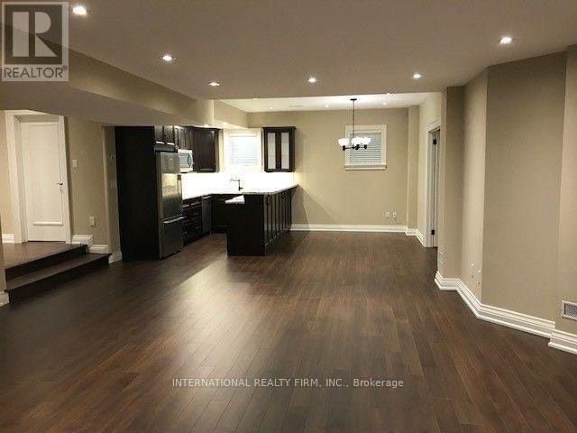 76 De Vere Gardens, Toronto, ON, M5M 3E9 - 24
