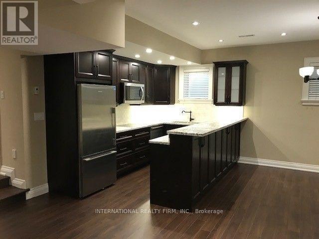 76 De Vere Gardens, Toronto, ON, M5M 3E9 - 22