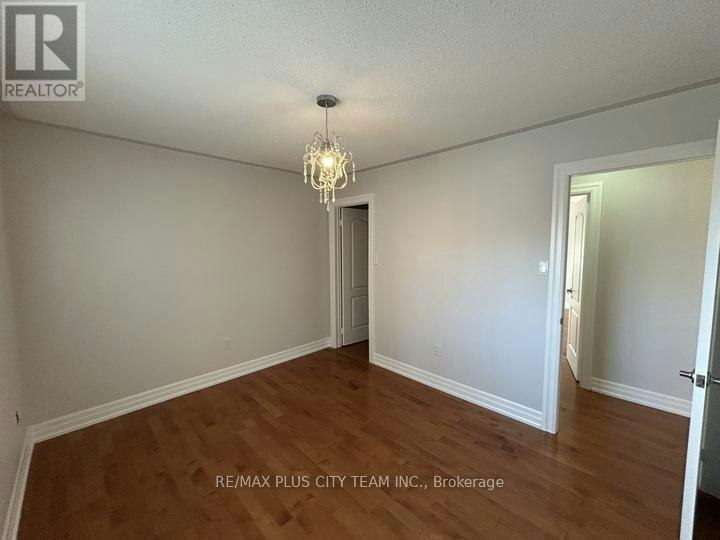 59 Trish Drive, Richmond Hill, ON, L4E 5C4 - 21