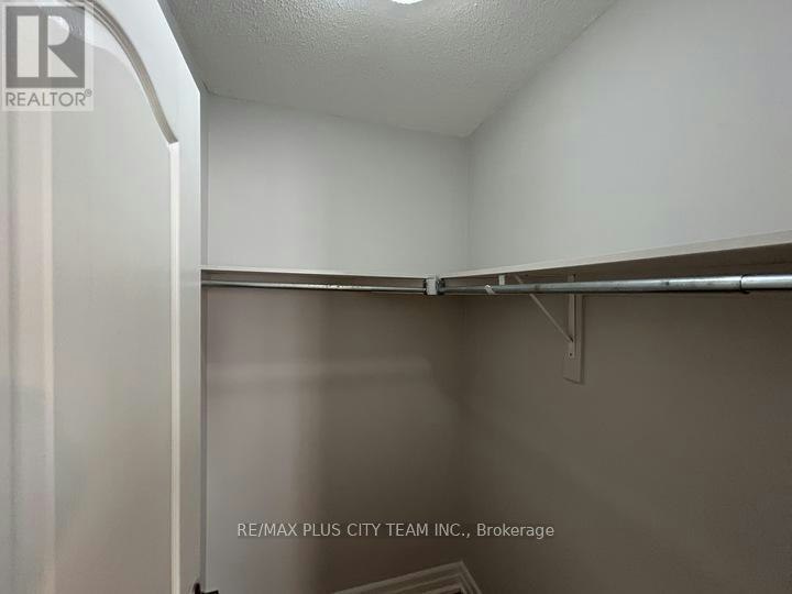 59 Trish Drive, Richmond Hill, ON, L4E 5C4 - 22