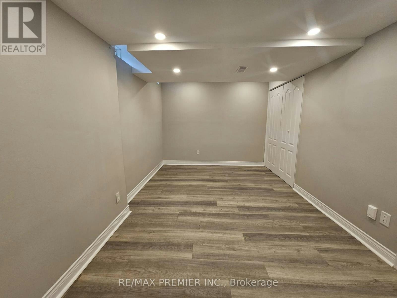 9 Lucena Crescent, Vaughan, ON, L6A 2W6 - 18