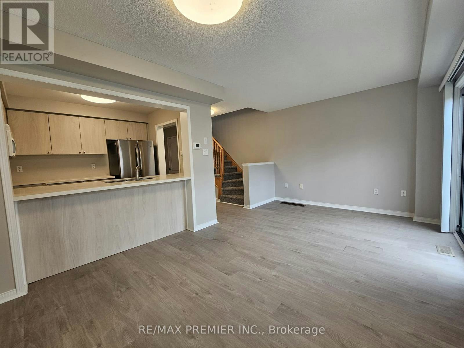 9 Lucena Crescent, Vaughan, ON, L6A 2W6 - 6