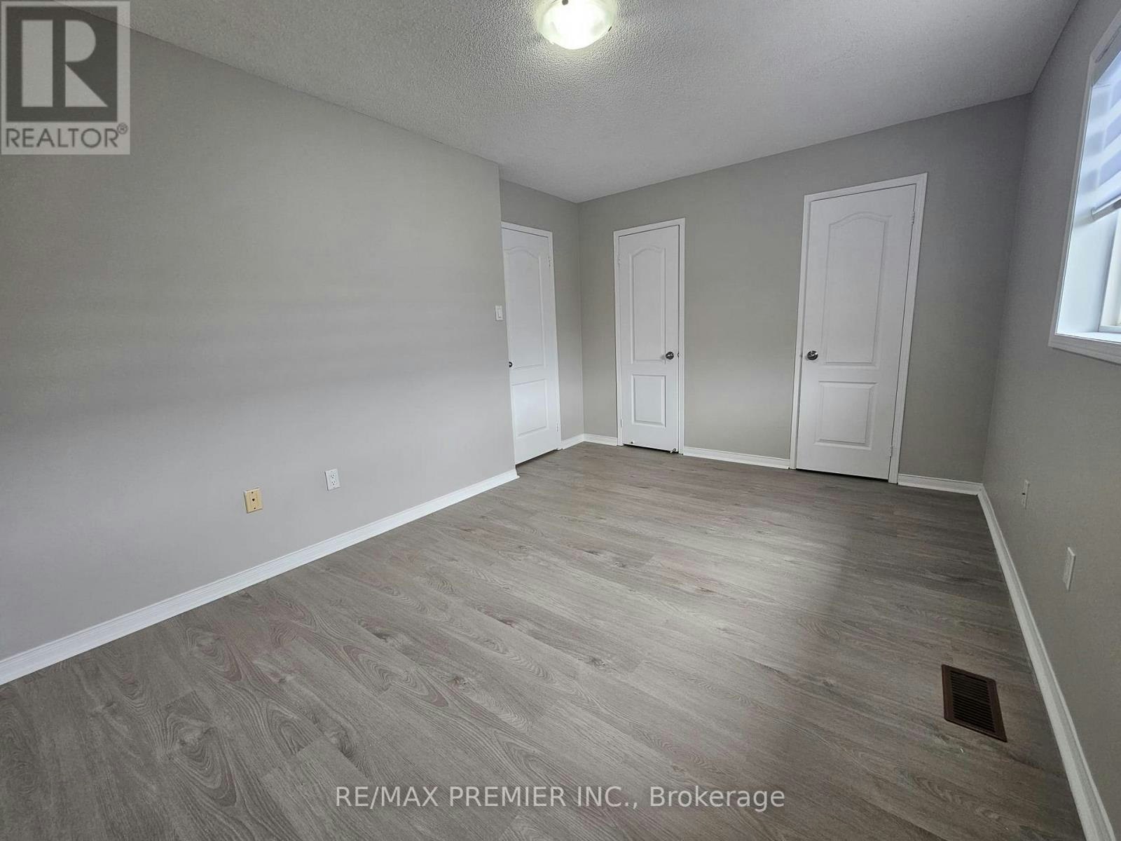 9 Lucena Crescent, Vaughan, ON, L6A 2W6 - 12