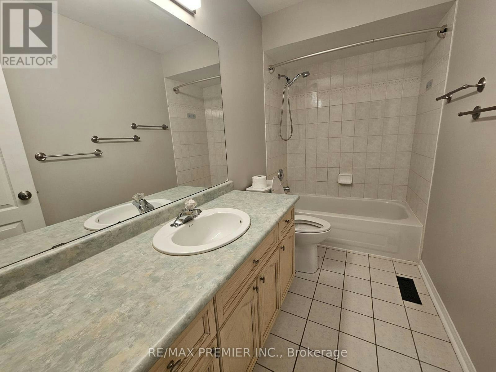 9 Lucena Crescent, Vaughan, ON, L6A 2W6 - 15