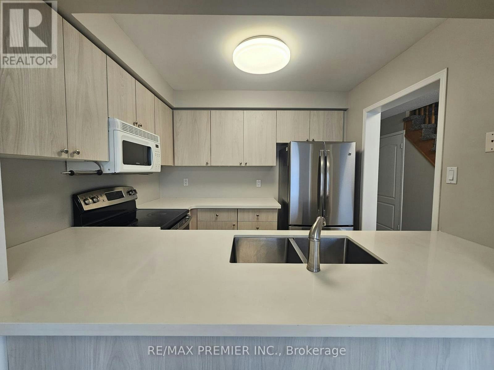 9 Lucena Crescent, Vaughan, ON, L6A 2W6 - 5