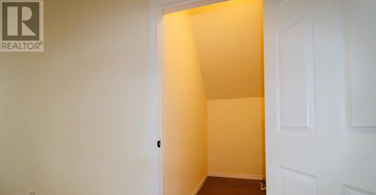 A-647 Talbot Street, St. Thomas, ON, N5P 1C9 - 8