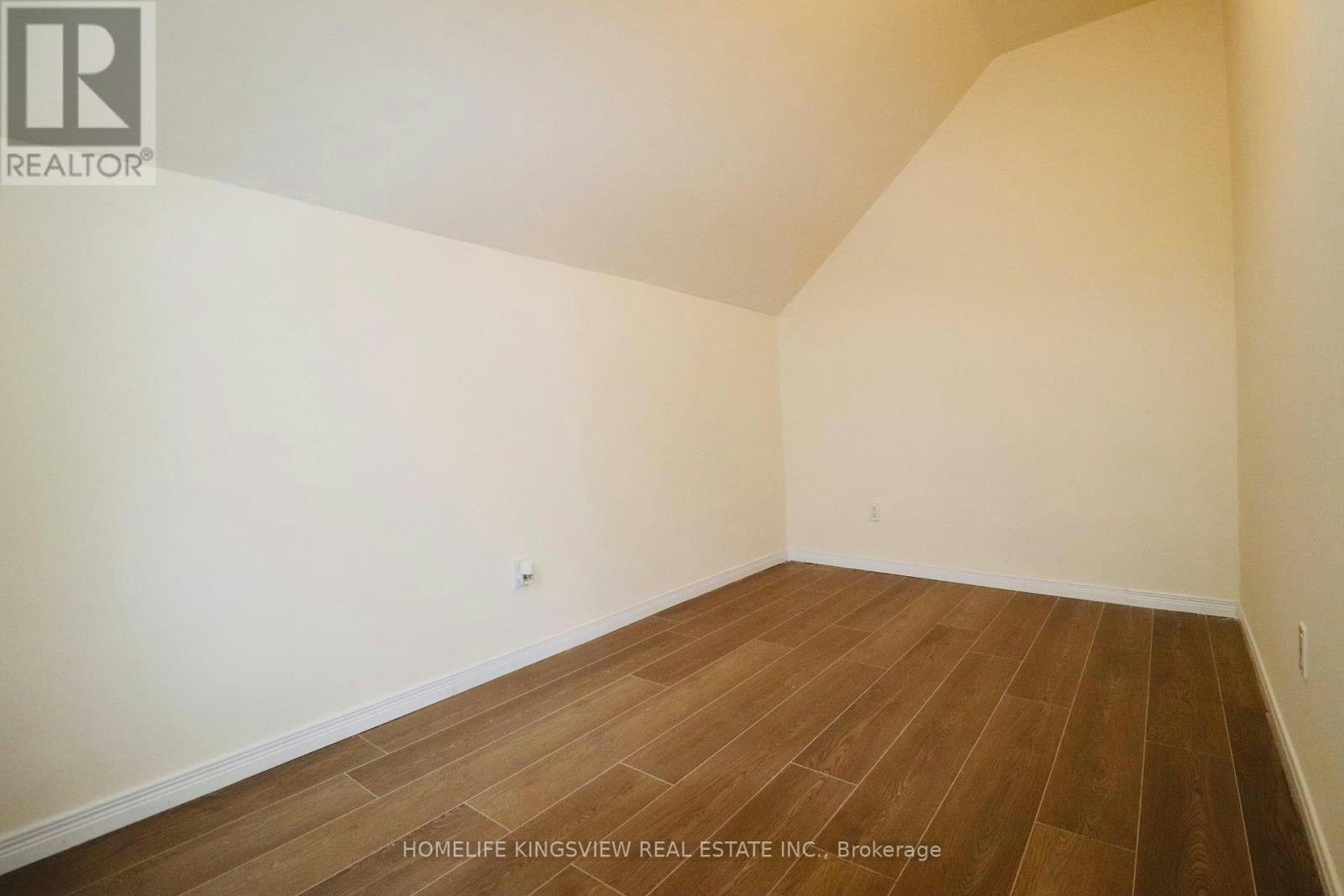 A-647 Talbot Street, St. Thomas, ON, N5P 1C9 - 7