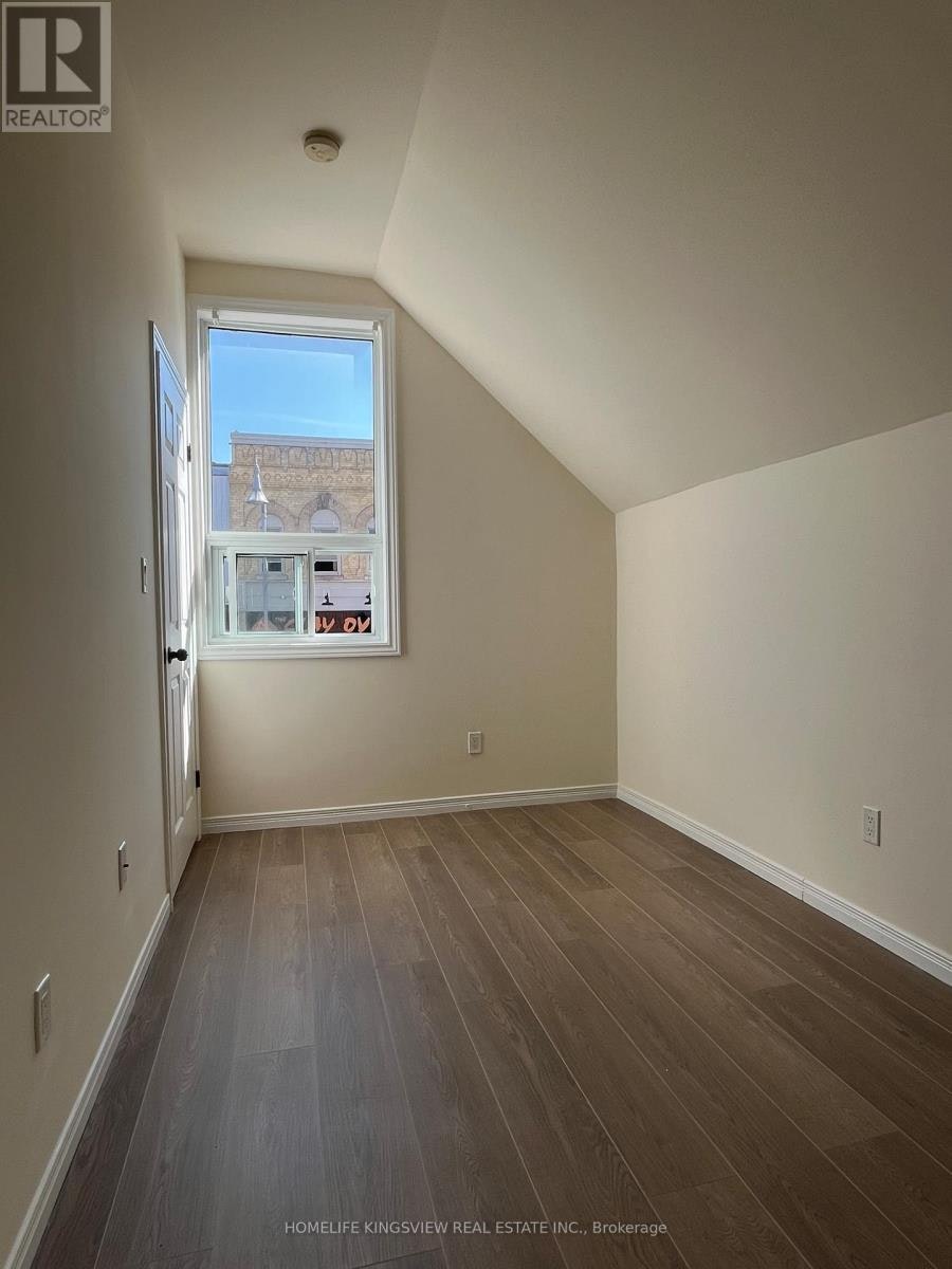 A-647 Talbot Street, St. Thomas, ON, N5P 1C9 - 5