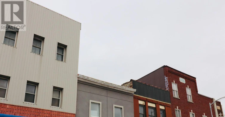 A-647 Talbot Street, St. Thomas, ON, N5P 1C9 - 2