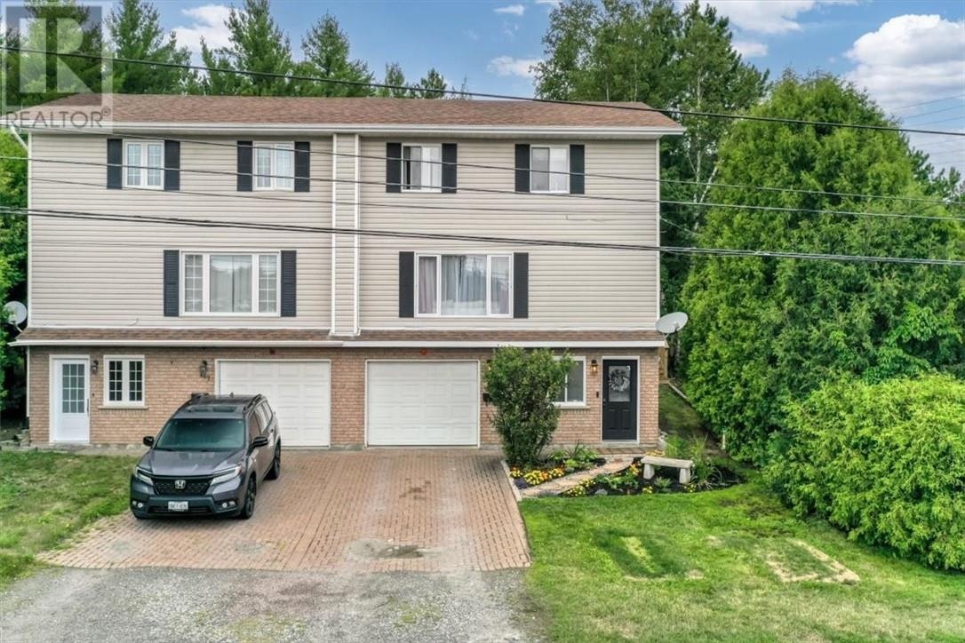 444 St. Raphael, Greater Sudbury, ON, P3B 1M4