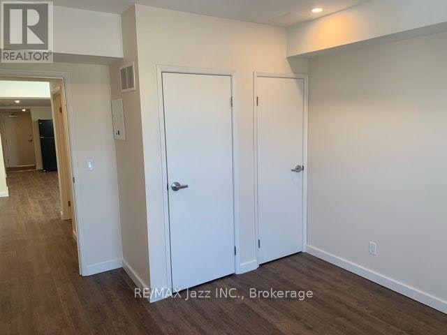 UPPER-16 Simcoe Street S, Oshawa, ON, L1H 4G2 - 4