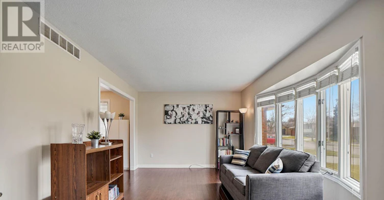27 Woodborough Street, London, ON, N6H 4R3 - 6