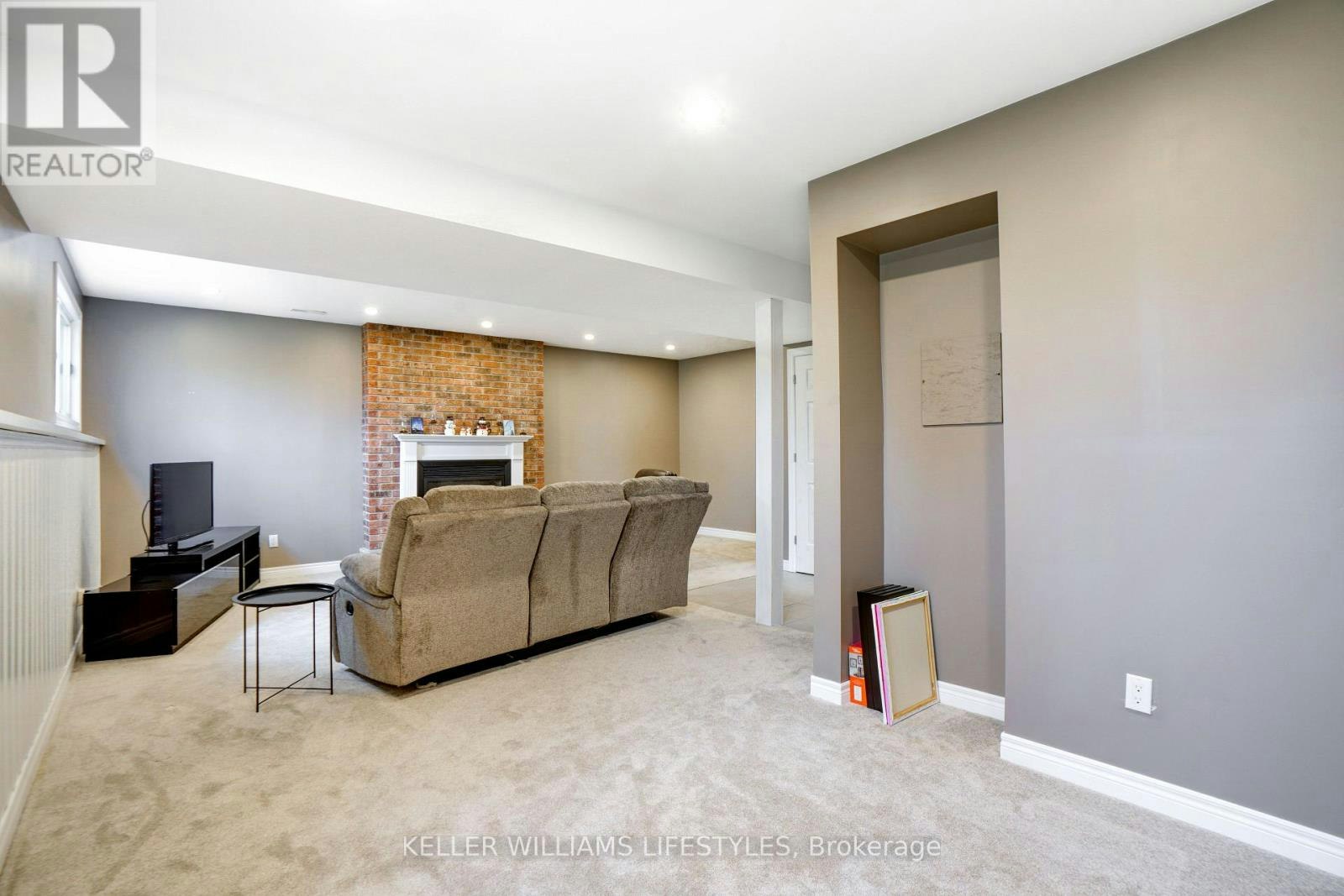 27 Woodborough Street, London, ON, N6H 4R3 - 28