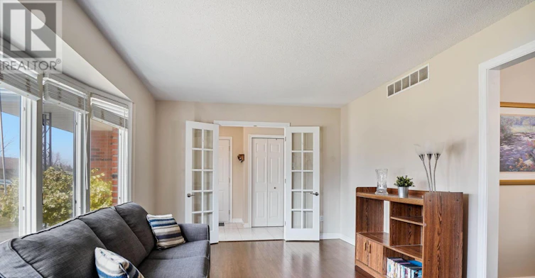 27 Woodborough Street, London, ON, N6H 4R3 - 9