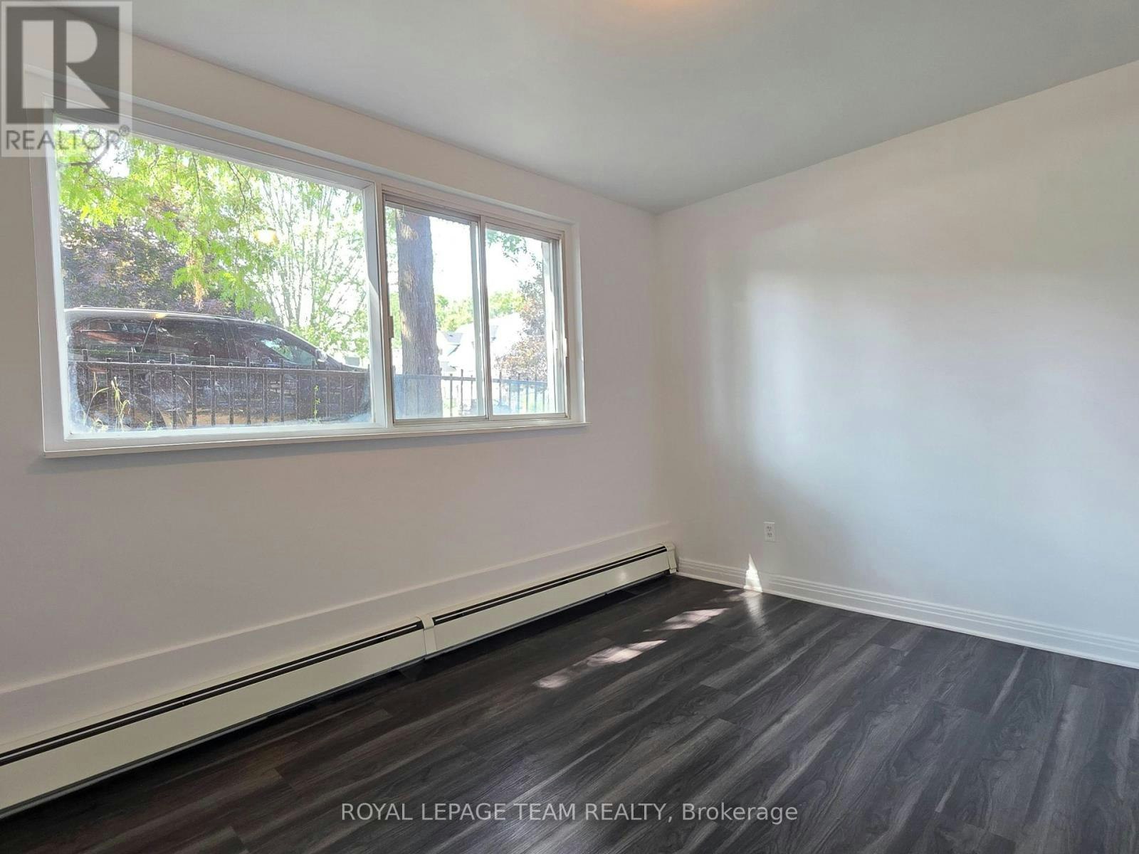 2-187 Bradley Avenue, Ottawa, ON, K1L 7E1 - 6
