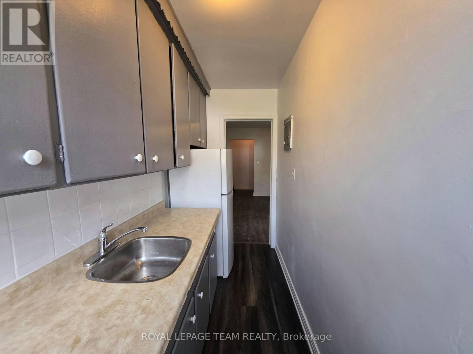 2-187 Bradley Avenue, Ottawa, ON, K1L 7E1 - 10