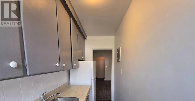 2-187 Bradley Avenue, Ottawa, ON, K1L 7E1 - 10