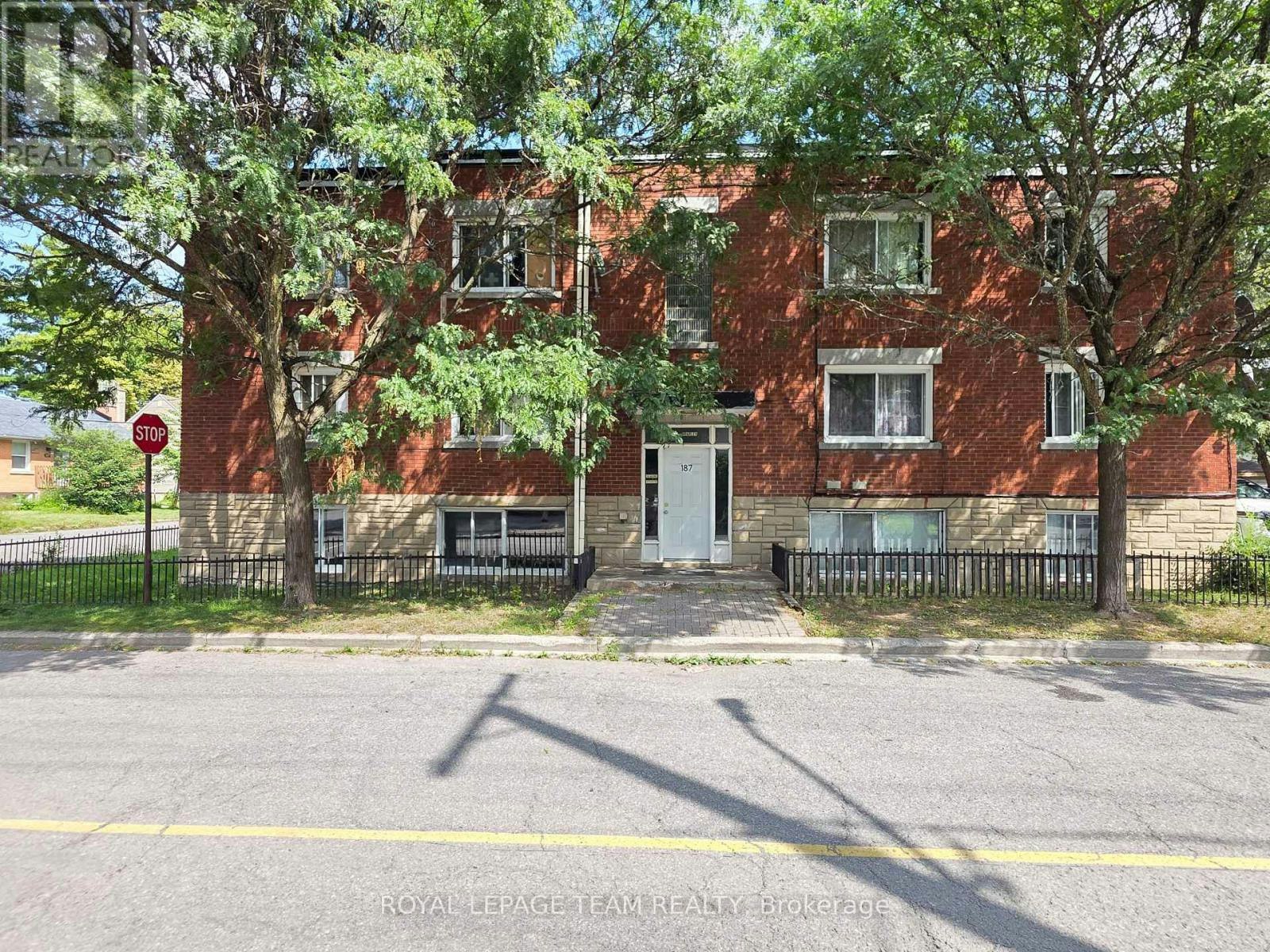 2-187 Bradley Avenue, Ottawa, ON, K1L 7E1