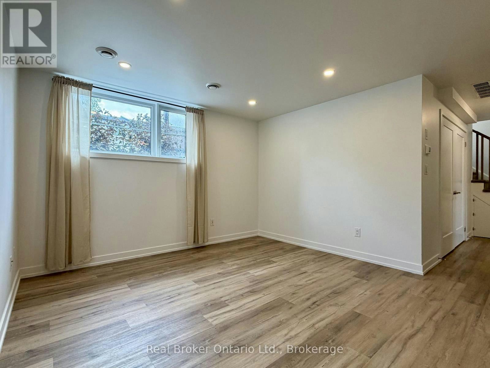 613-4263 Fourth Avenue, Niagara Falls, ON, L2E 0C2 - 9