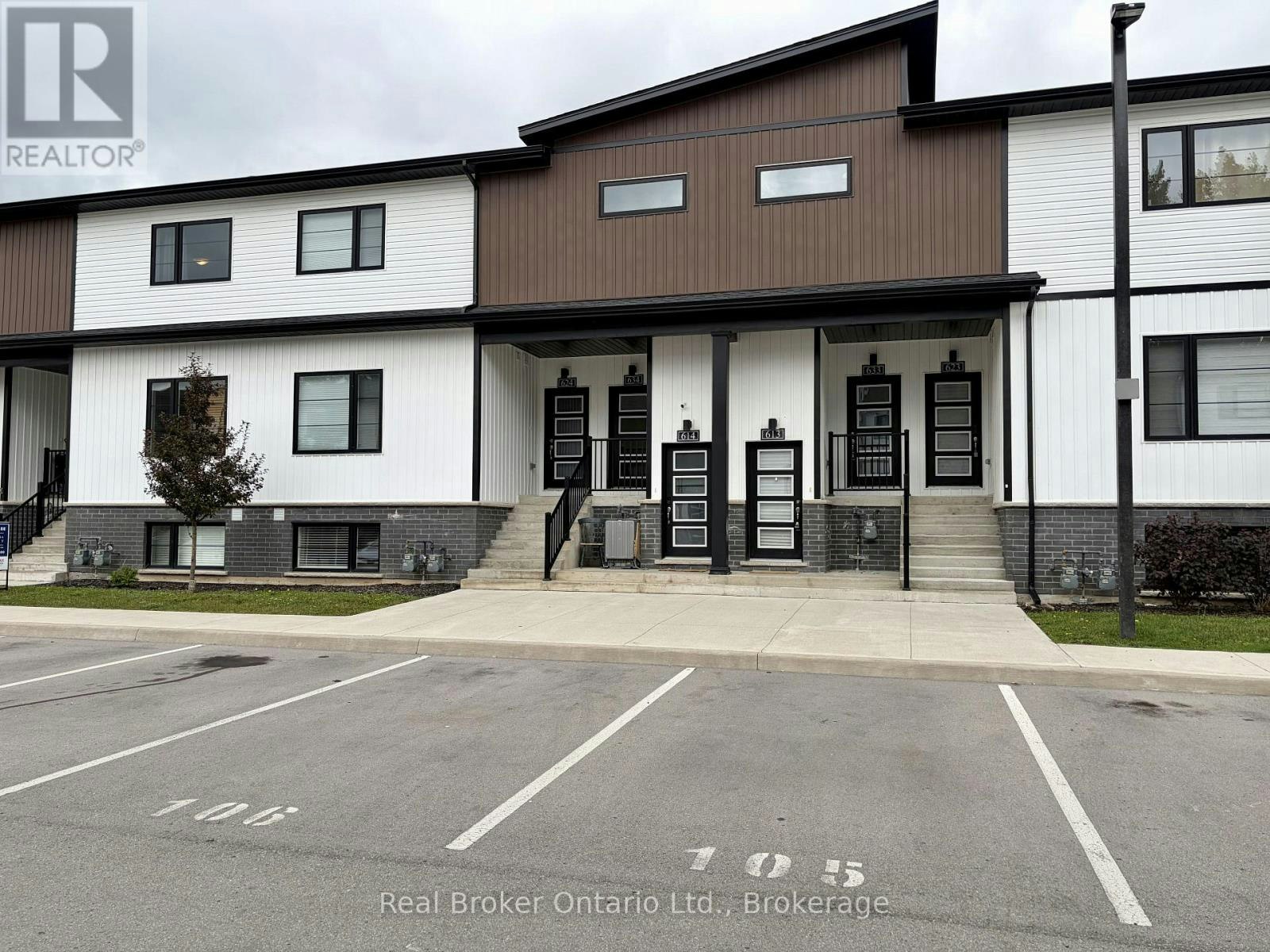 613-4263 Fourth Avenue, Niagara Falls, ON, L2E 0C2