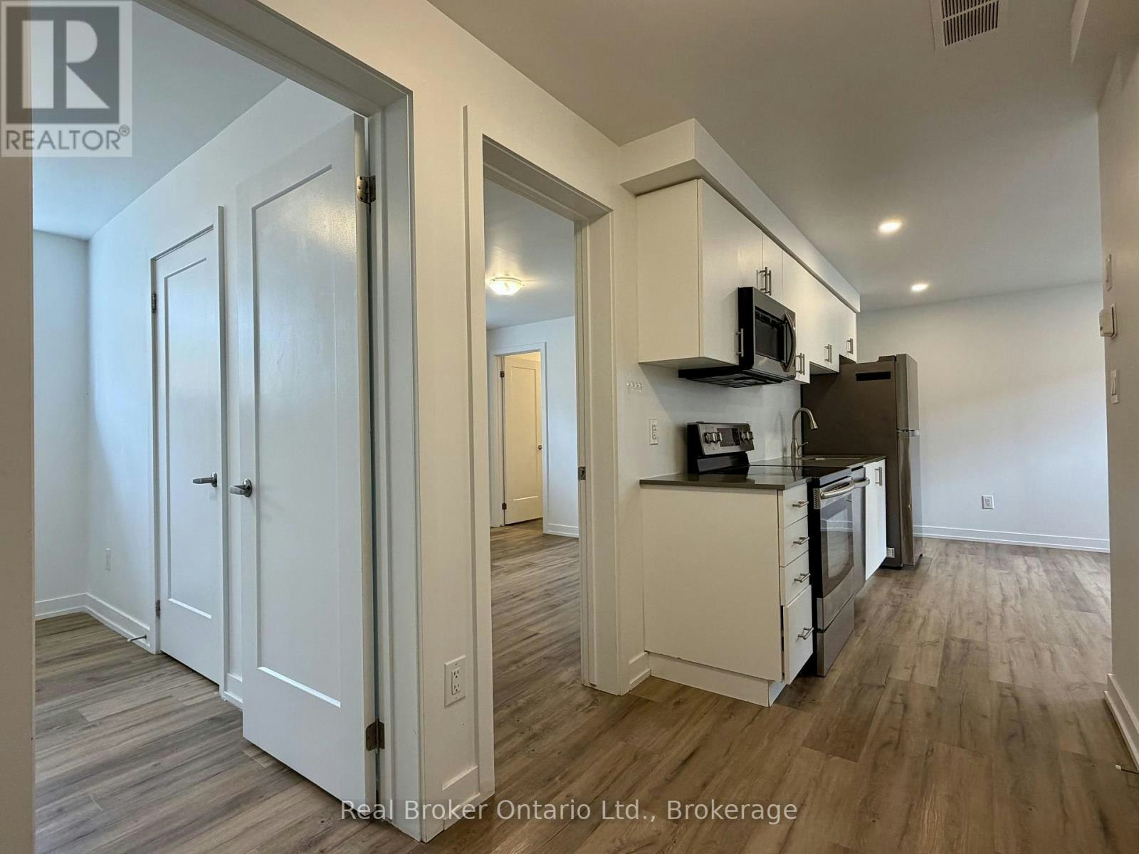 613-4263 Fourth Avenue, Niagara Falls, ON, L2E 0C2 - 4