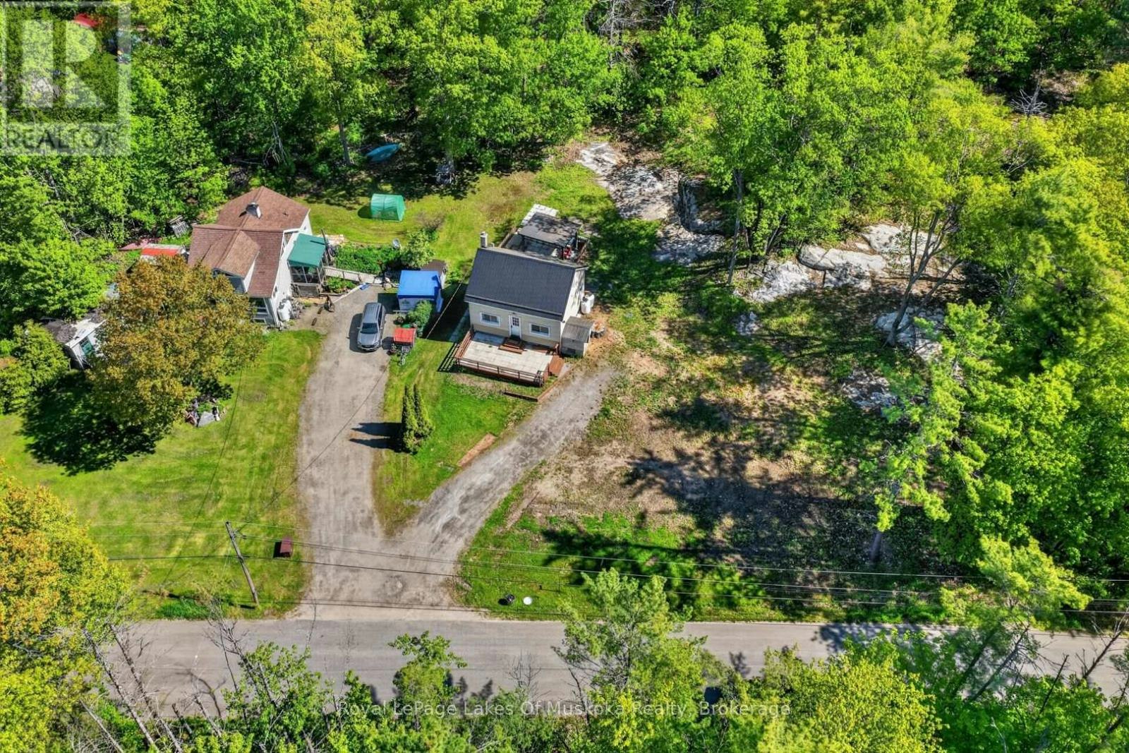 1018 Sniders Bay Road, Gravenhurst, ON, P1P 1R2 - 38