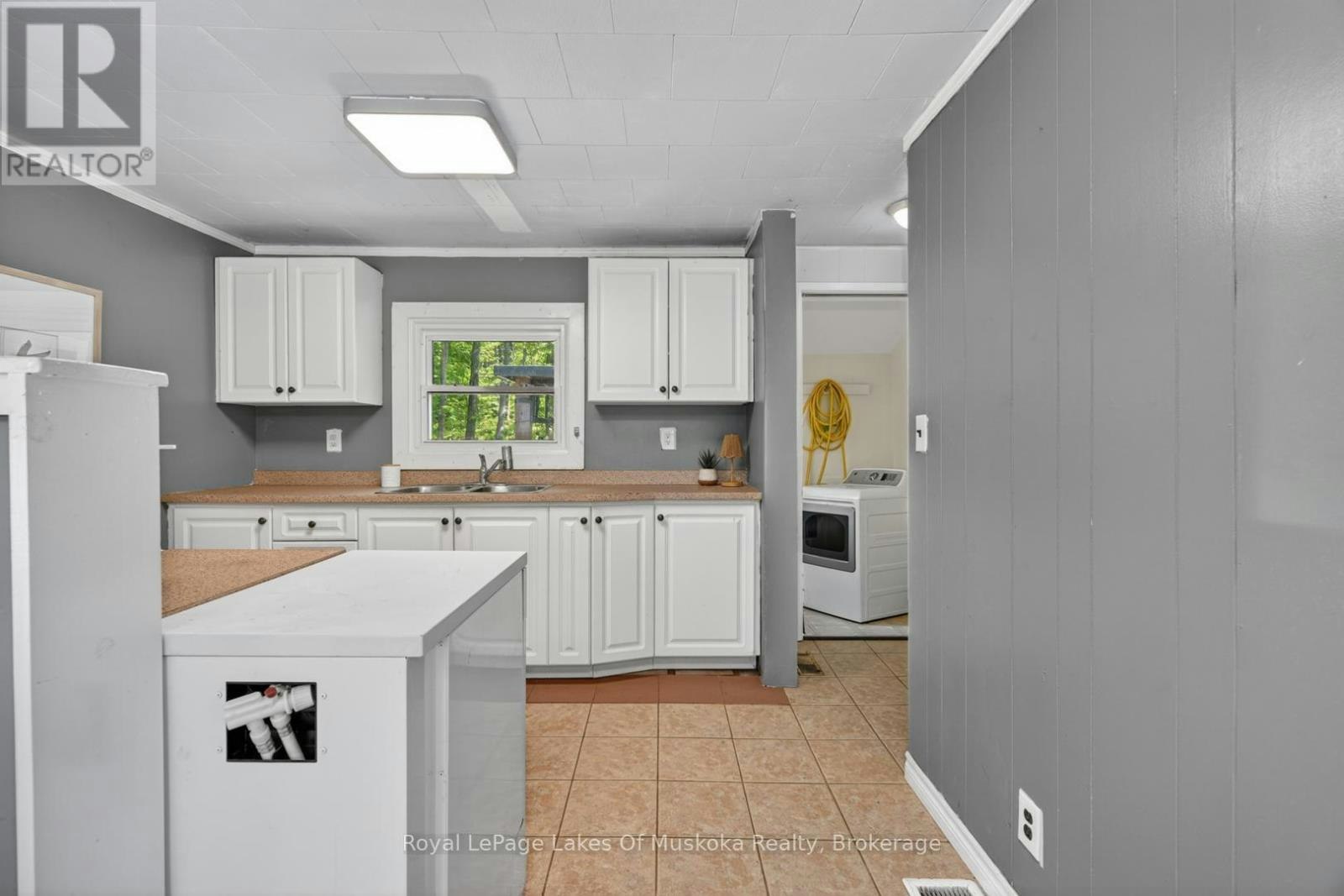 1018 Sniders Bay Road, Gravenhurst, ON, P1P 1R2 - 10