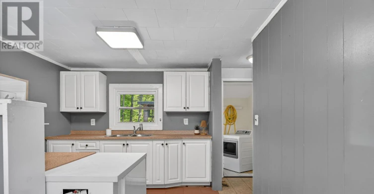 1018 Sniders Bay Road, Gravenhurst, ON, P1P 1R2 - 10