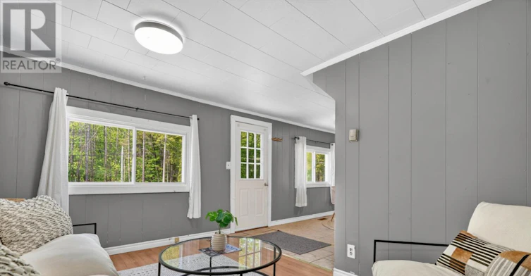 1018 Sniders Bay Road, Gravenhurst, ON, P1P 1R2 - 5