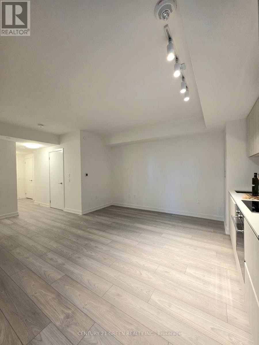 315 110 Broadway Avenue S, Toronto, ON, M4P 1V7 - 11