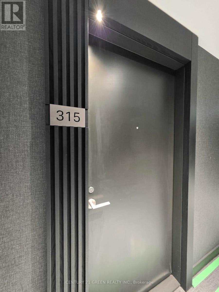 315 110 Broadway Avenue S, Toronto, ON, M4P 1V7 - 2