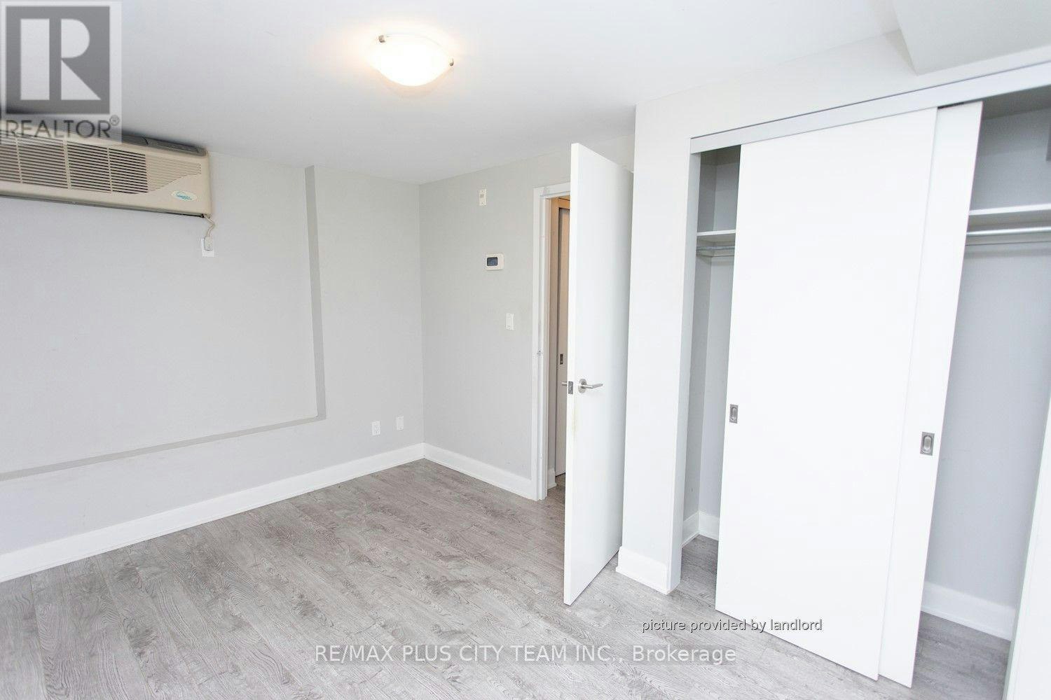 L06-686 Bathurst Street, Toronto, ON, M5S 2R3 - 8