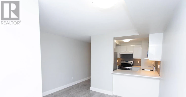 L06-686 Bathurst Street, Toronto, ON, M5S 2R3 - 3