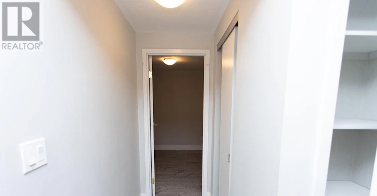 L06-686 Bathurst Street, Toronto, ON, M5S 2R3 - 9