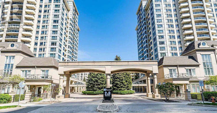 512-2 Rean Drive, Toronto, ON, M2K 3B8 - 18