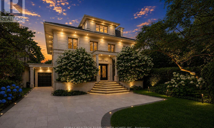 428 Russell Hill Road