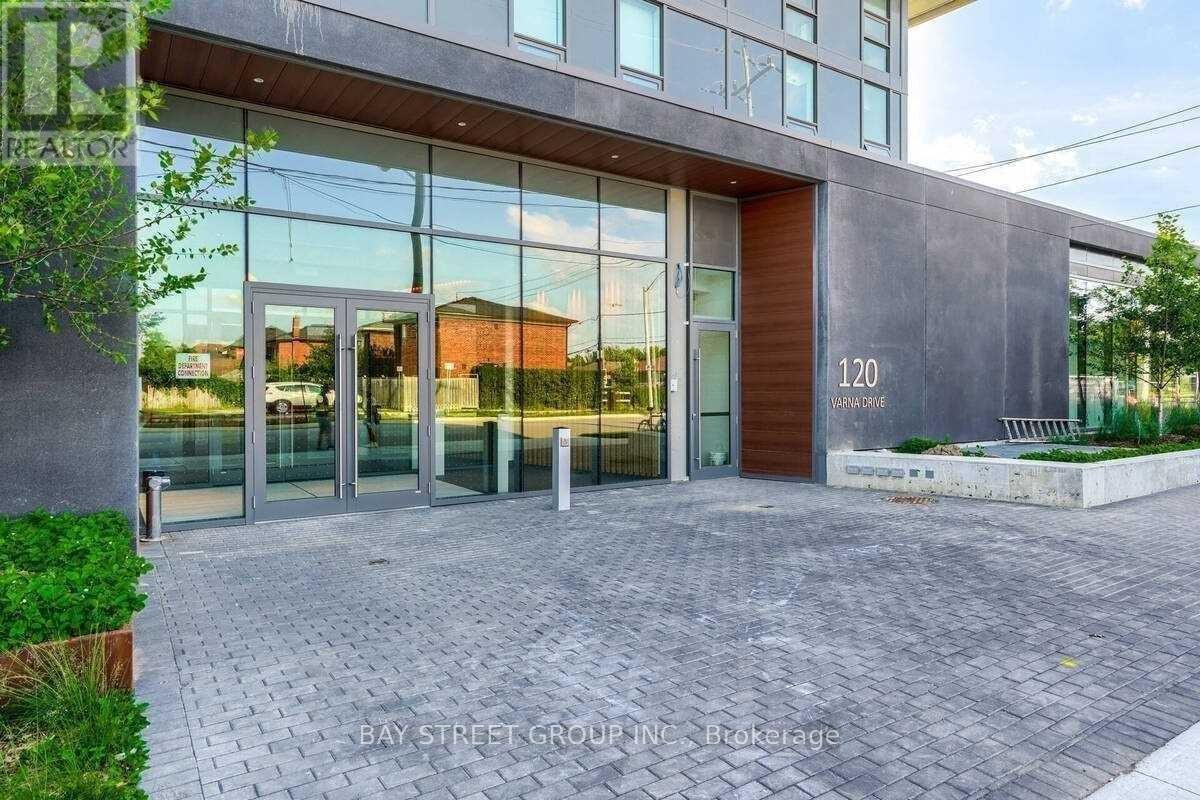1010-120 Varna Drive, Toronto, ON, M6A 0B3 - 21