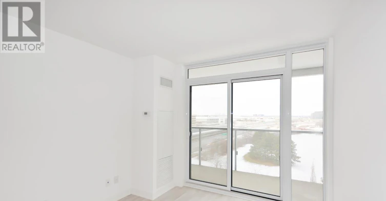 1010-120 Varna Drive, Toronto, ON, M6A 0B3 - 6