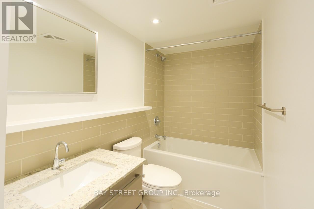 1010-120 Varna Drive, Toronto, ON, M6A 0B3 - 14