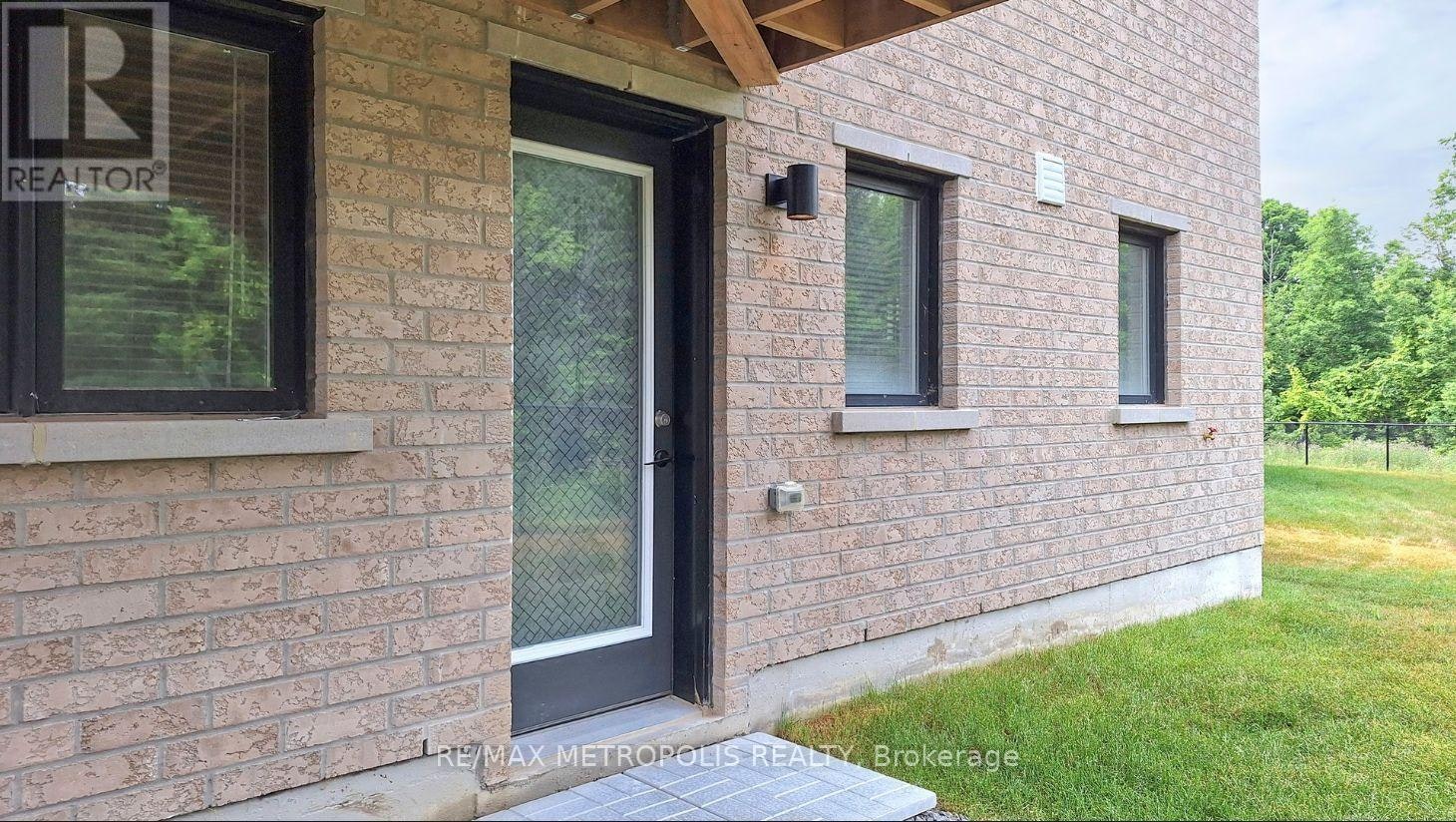 BASEMENT-1428 Mockingbird Square, Pickering, ON, L1X 0N8 - 34