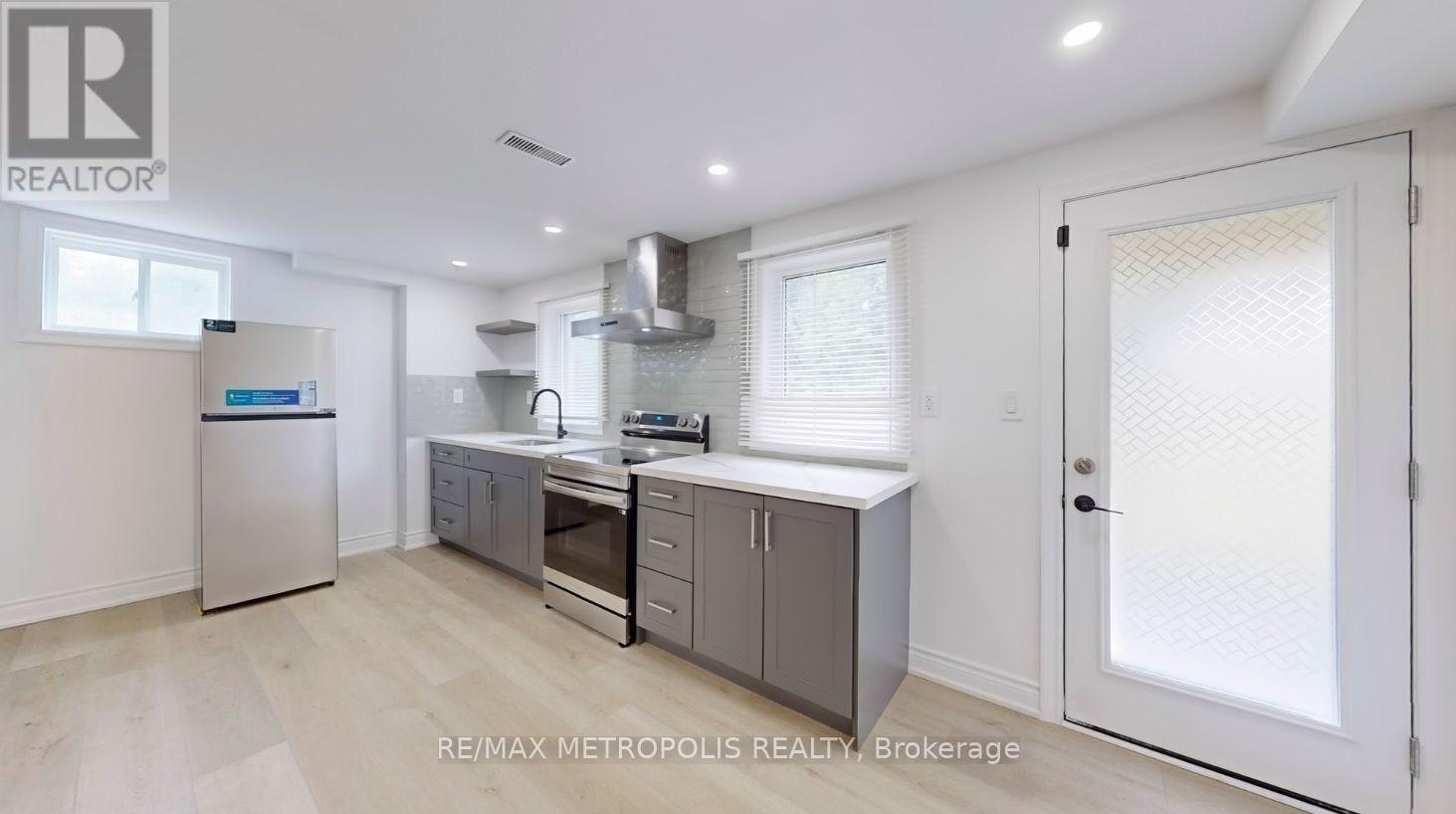 BASEMENT-1428 Mockingbird Square, Pickering, ON, L1X 0N8 - 12