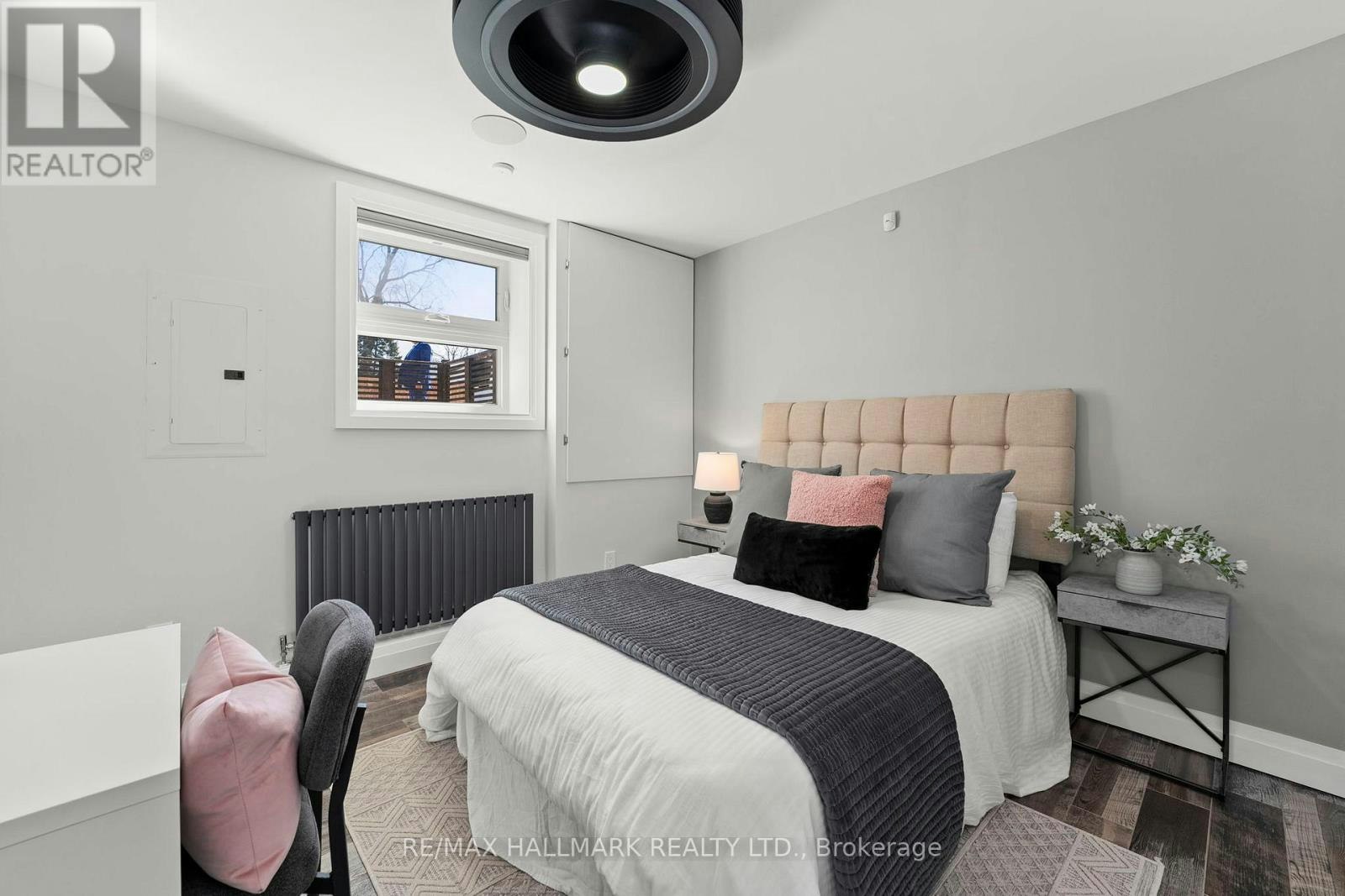 272 King Edward Avenue, Toronto, ON, M4C 0A8 - 12