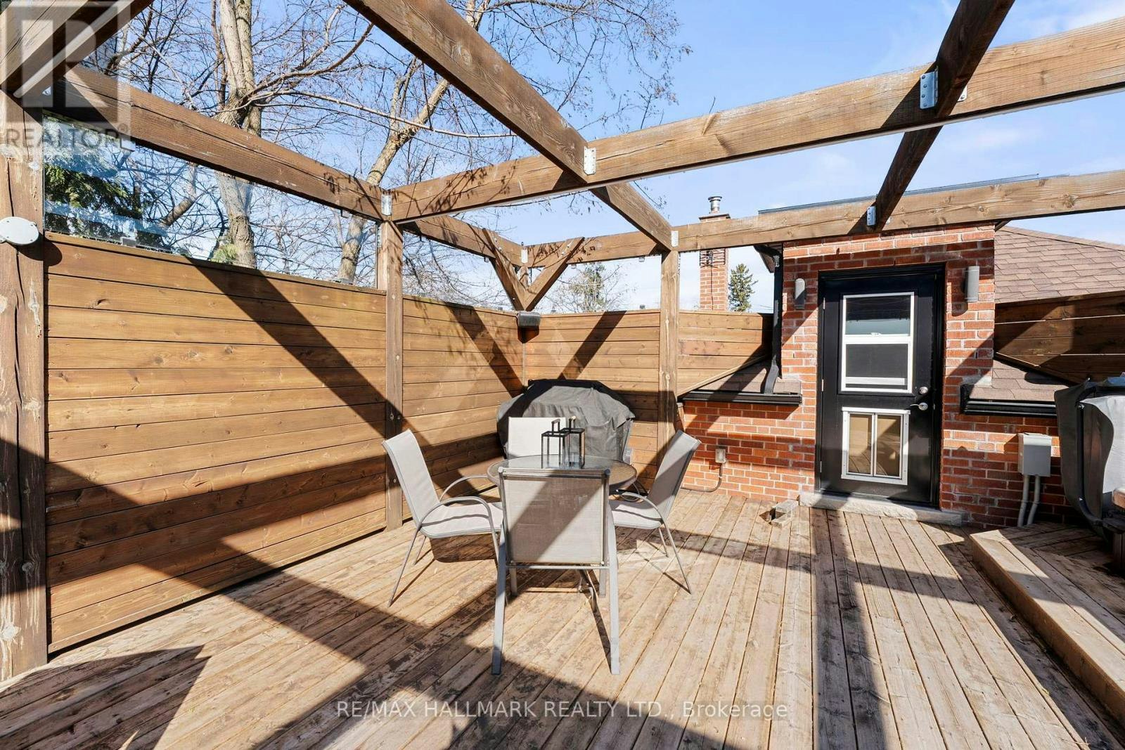 272 King Edward Avenue, Toronto, ON, M4C 0A8 - 22