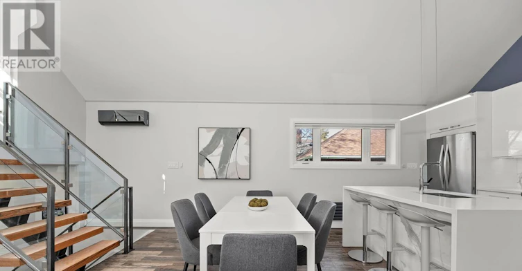 272 King Edward Avenue, Toronto, ON, M4C 0A8 - 3