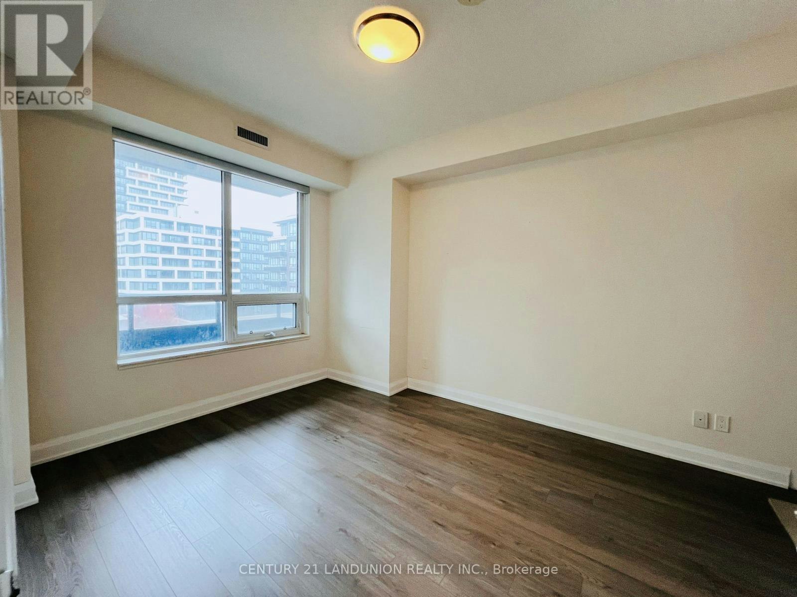 605-15 Water Walk Drive, Markham, ON, L6G 0G2 - 10