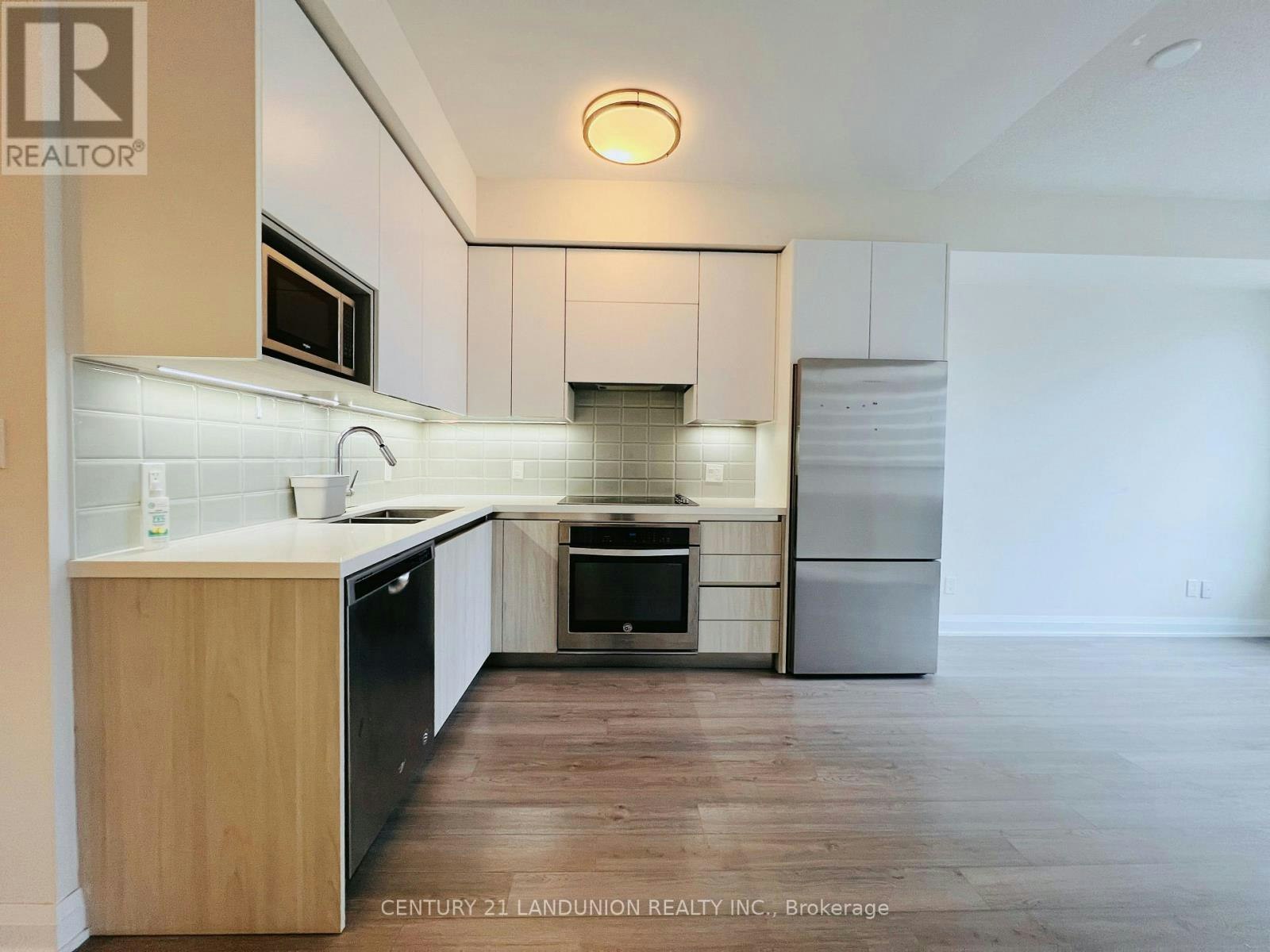 605-15 Water Walk Drive, Markham, ON, L6G 0G2 - 5