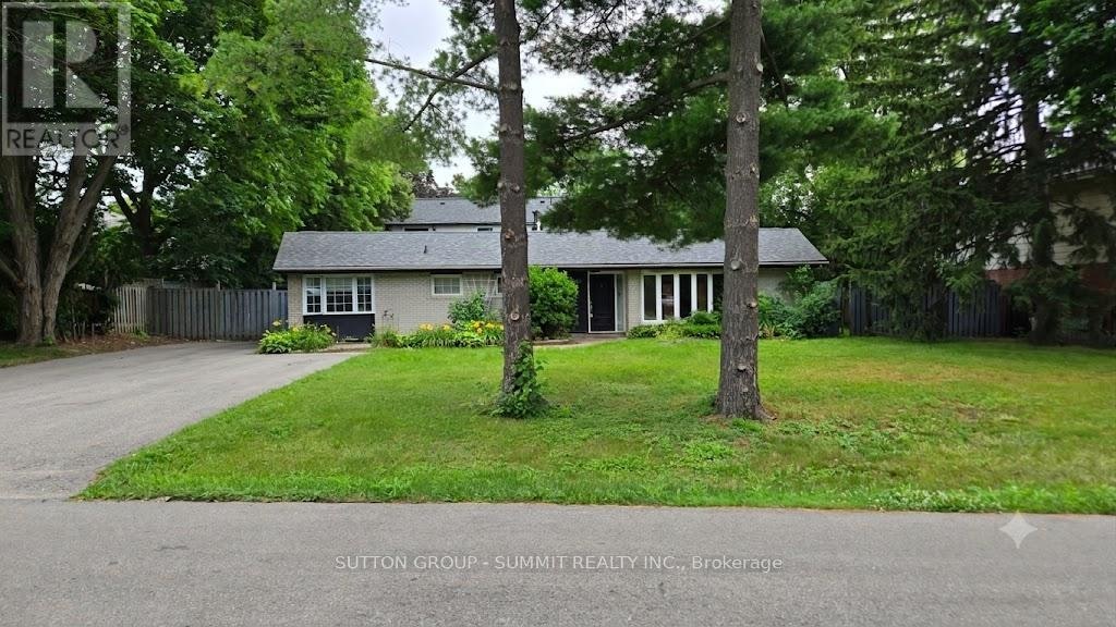 1065 Bomorda Drive, Oakville, ON, L6H 1Y3